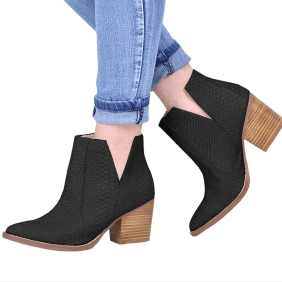 Fisace Women's V Cut Out Ankle Boots  Size 11 Black‎ - Picture 2 of 16